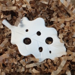 Ceramic leaf ecru 11x 6.5cm